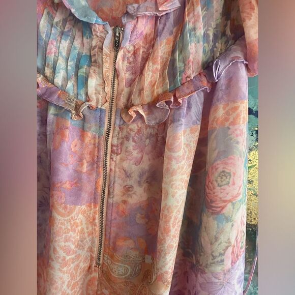 For love and lemons light multicolored dress with rods on the top part size XS - Picture 13 of 16